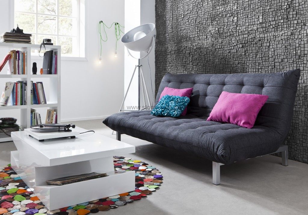 Steinwand design, holzwand design, steinstyler, steine an der wand ... Mediterranes wohnzimmer mit steinwand